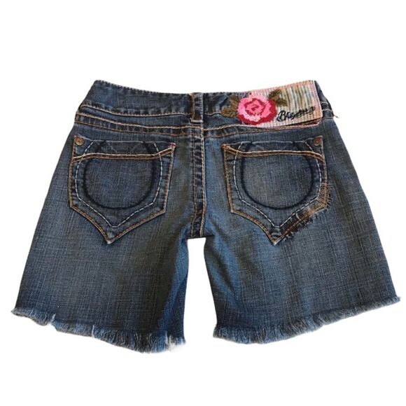 Blue Tattoo Denim Cut-Off Raw Hem Large Flower Brand Patch Shorts Sz 25 - Picture 1 of 12
